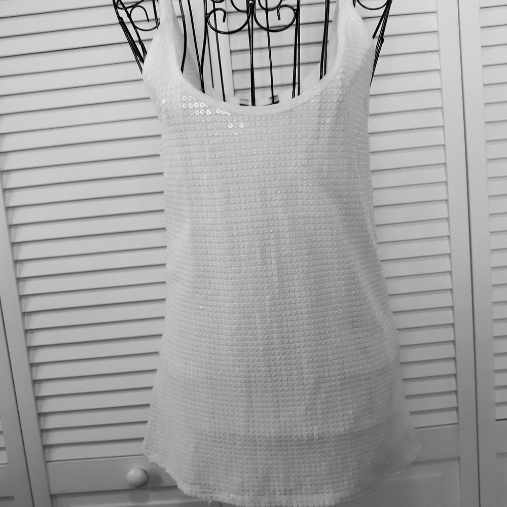 NEW YORK & COMPANY SEQUIN TANK